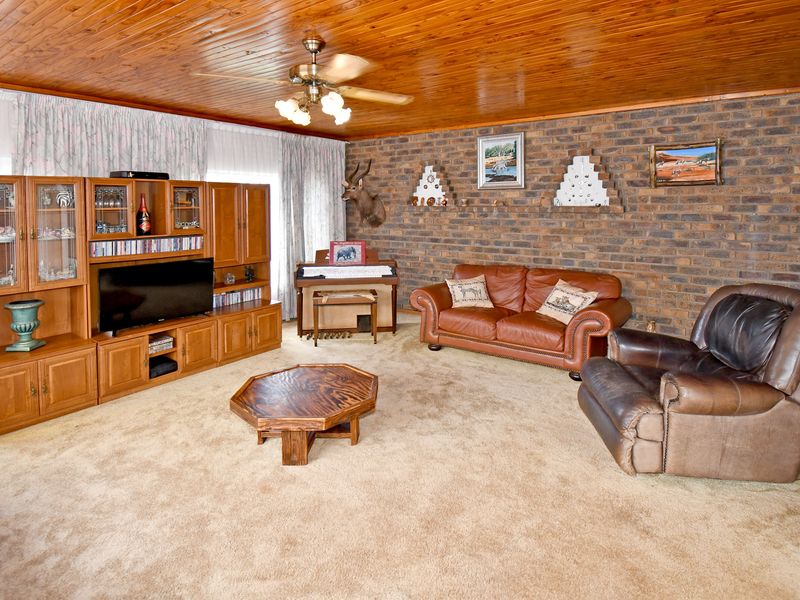 Timeless Country Living with Modern Sustainability - Photo 3