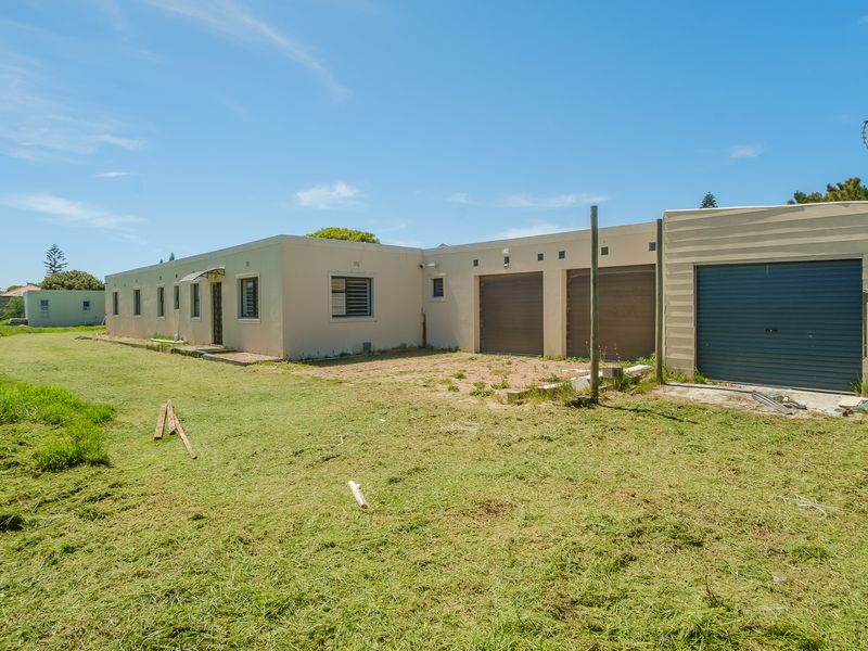 Prime 4,362m2 Rare Find: Two Adjoining Properties with Endless Potential - Develop, Invest or Occupy - Photo 9