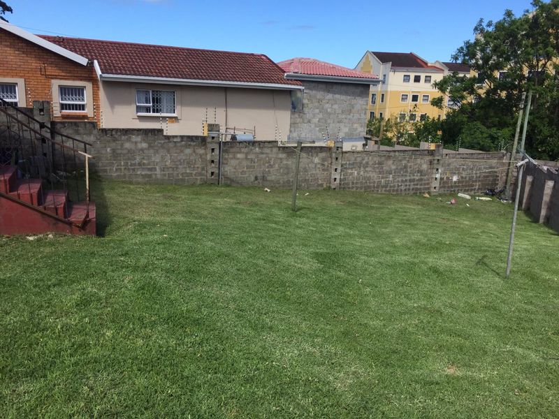 3 Bedroom family home available to rent in Amalinda - R7500 per month - Photo 2