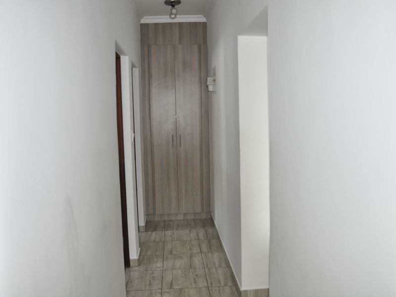 Luxury Living Meets Smart Investment – Modern 2-Bed, 2-Bath Apartment at Franklin on 8th - Photo 8