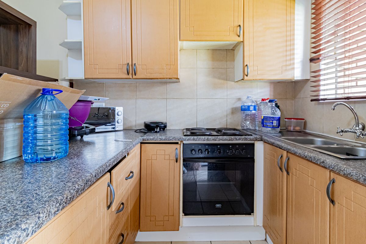 Great location - Photo 5