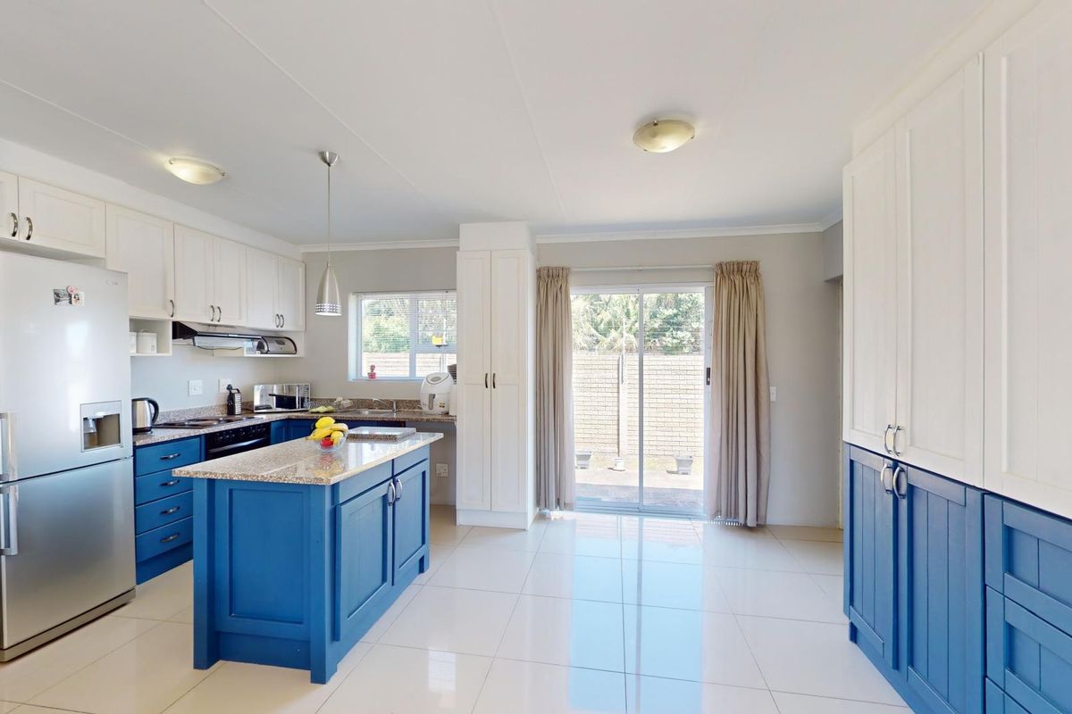 Modern townhouse, great investment, in Bridgemeade! - Photo 3