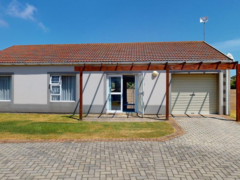 Modern townhouse, great investment, in Bridgemead! - Photo 2