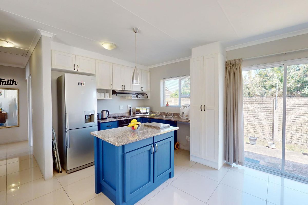 Modern townhouse, great investment, in Bridgemeade! - Photo 4