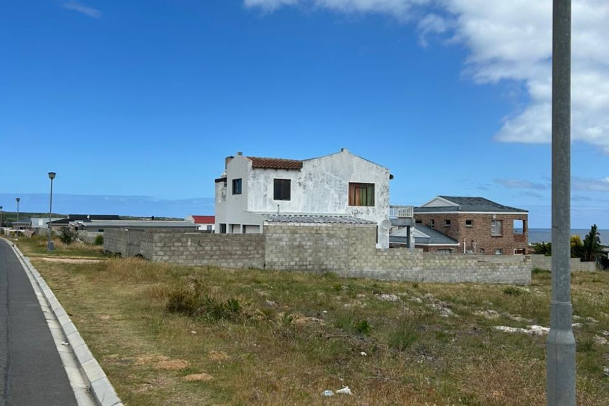 A Prime Piece of Hawston Awaits You - Photo 3