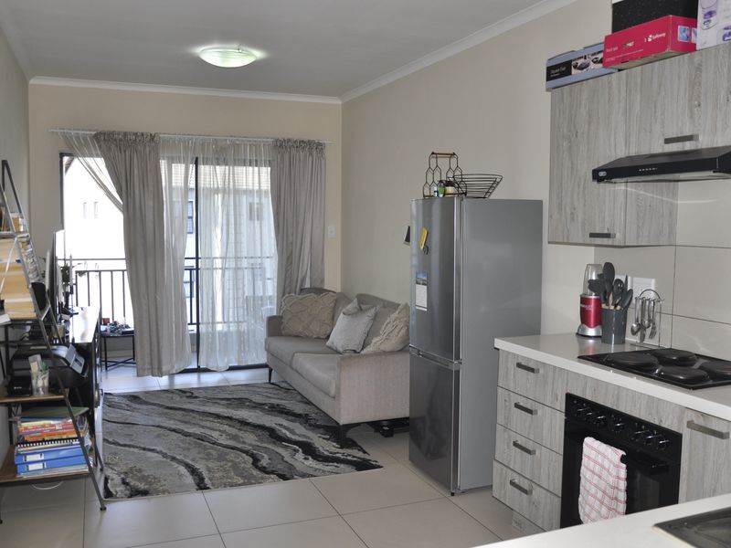 The West End - Photo 5