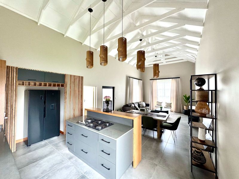 Contemporary Luxury in a Safe and Secure Complex - Photo 9