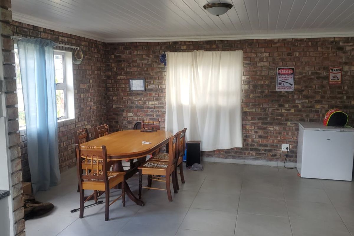 3 Bedroom House To Let - Photo 3