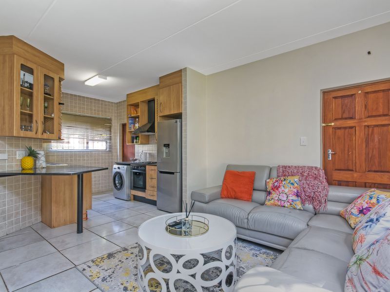 Modern 2-Bed Ground-Floor Apartment for Sale – 9 on Richard, Kengies - Photo 4