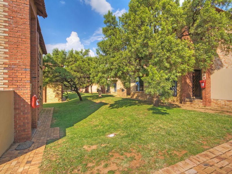 Modern 2-Bed Ground-Floor Apartment for Sale – 9 on Richard, Kengies - Photo 2