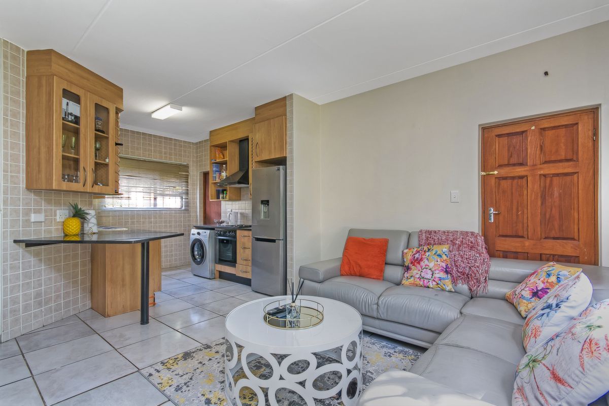 Modern 2-Bed Ground-Floor Apartment for Sale – 9 on Richard, Kengies - Photo 4
