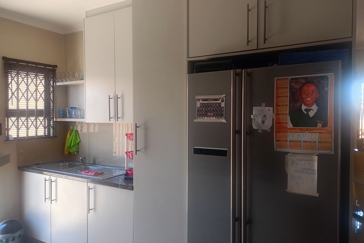 Your dream home awaits! - Photo 5