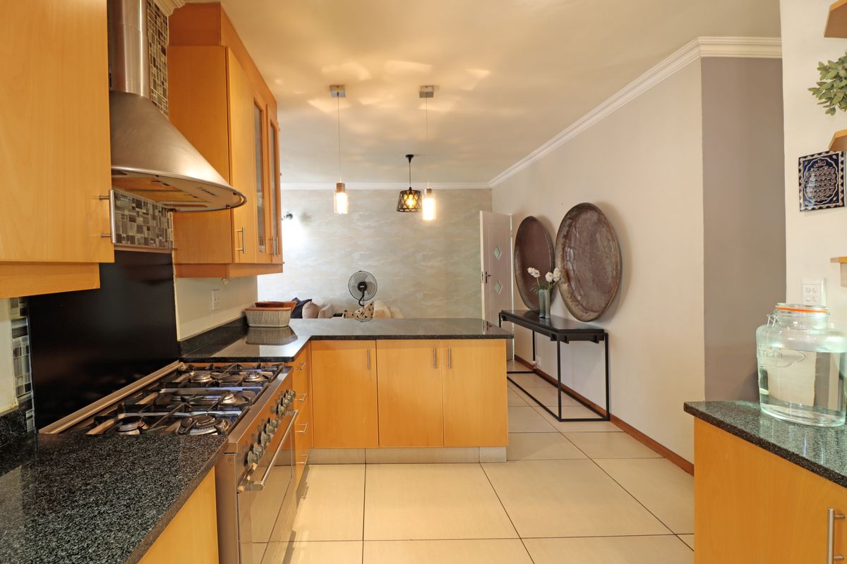 VORNA VALLEY, MIDRAND - Photo 2