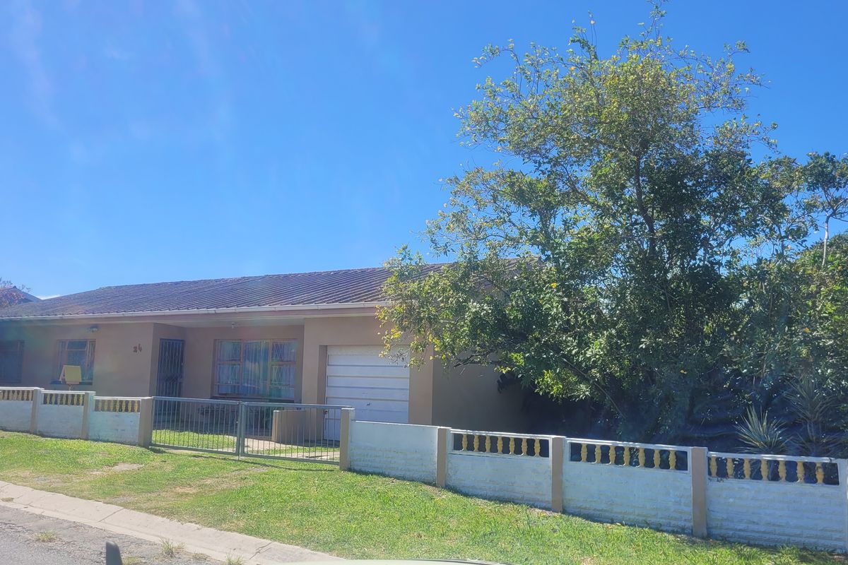 Charming three bedroomed  home - Photo 2