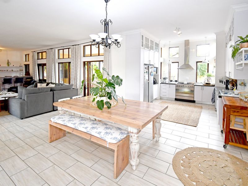 Comfort, Simplicity, and Timeless Blue Valley Farm-style - Photo 10