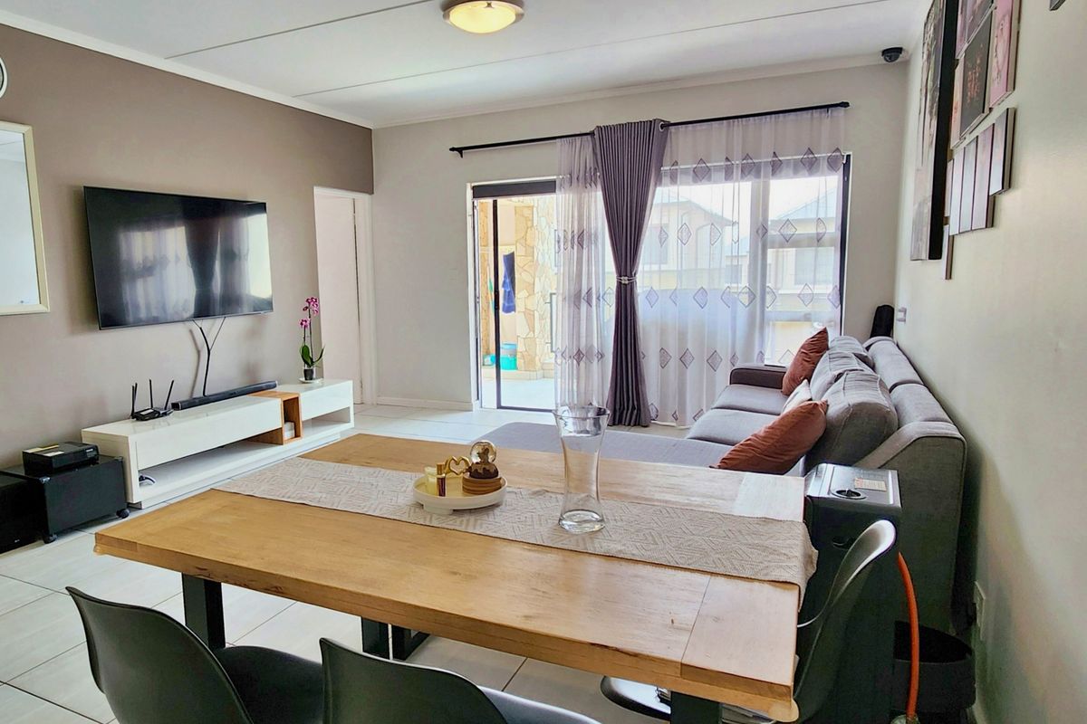 Perfectly Divine Second-Floor Apartment in Kikuyu - Photo 2