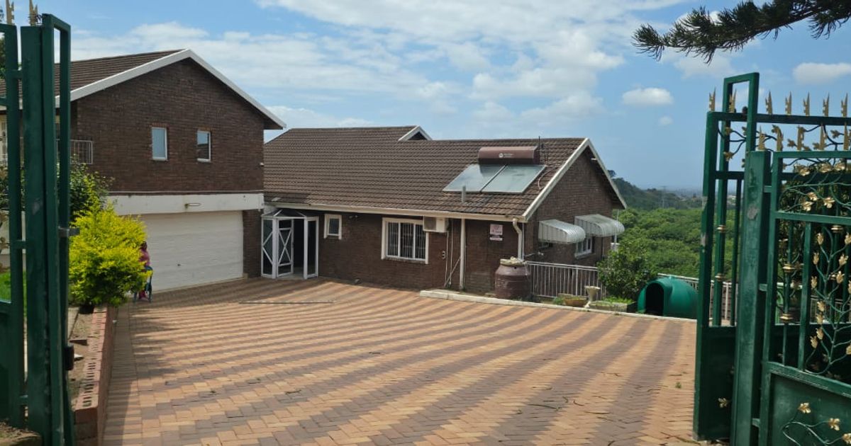 5 Bed House For Sale in Shallcross | MyProperty Africa