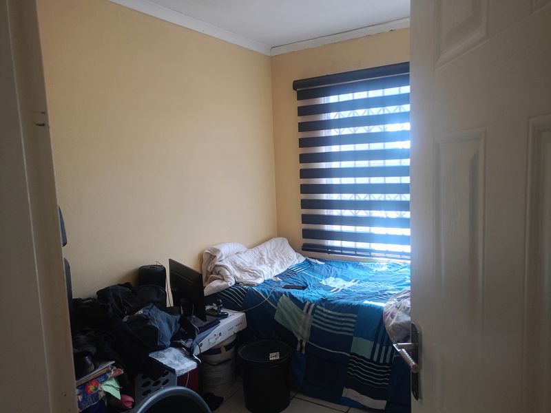 Charming 3-bedroom house for sale in Vanderbijlpark CE 4, perfect for families seeking comfort! - Photo 8