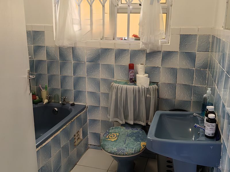 Neat & Secure Home in Sunnyridge, East London - Photo 9