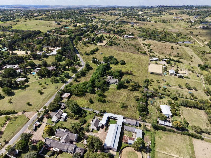 Prime 4.2 Hectare Investment Opportunity – Exceptional Location - Photo 5