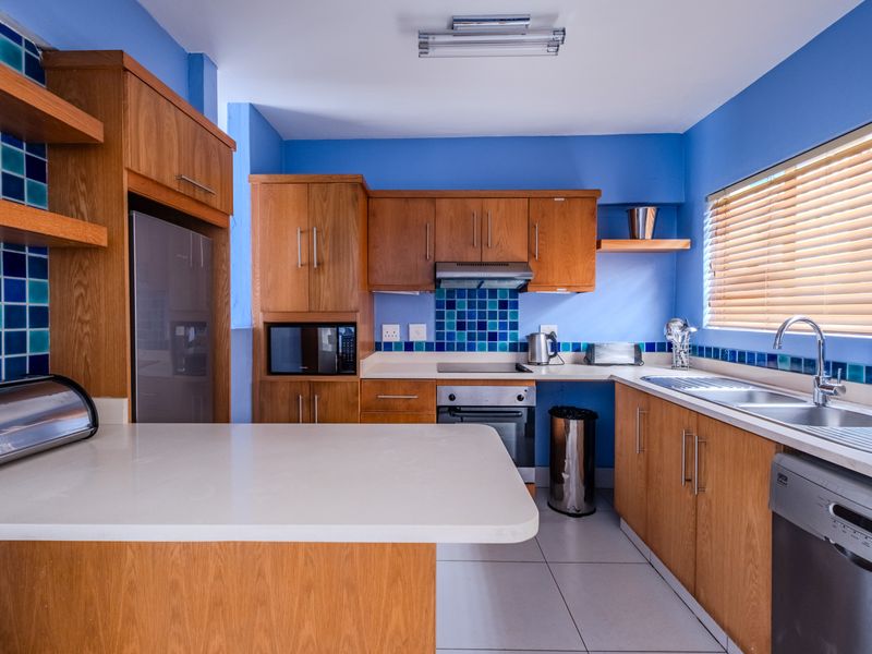 Holiday Apartment for Sale – Umhlanga Central - Photo 3