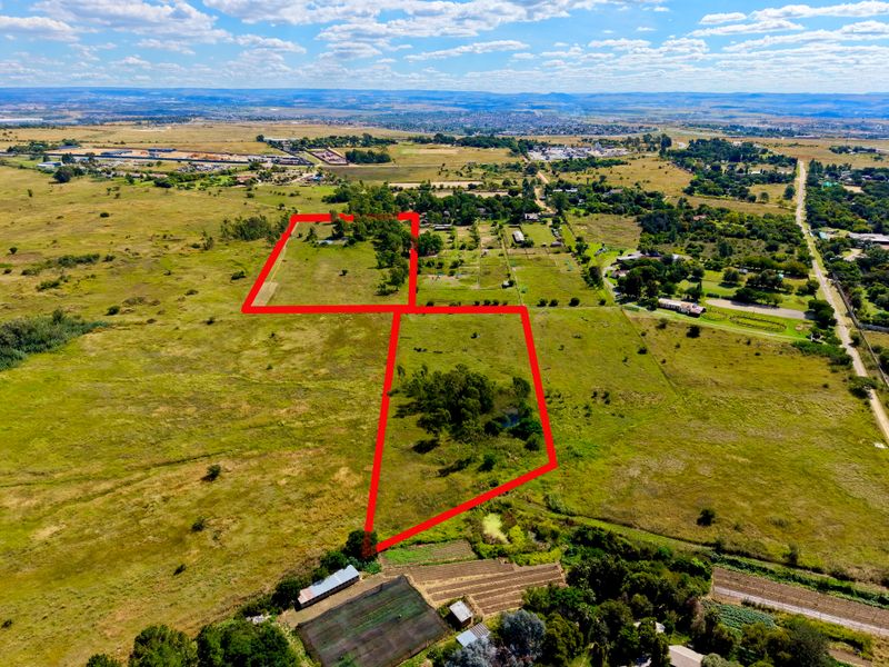 Priced to Sell – Vacant Land with Huge Potential - Photo 5