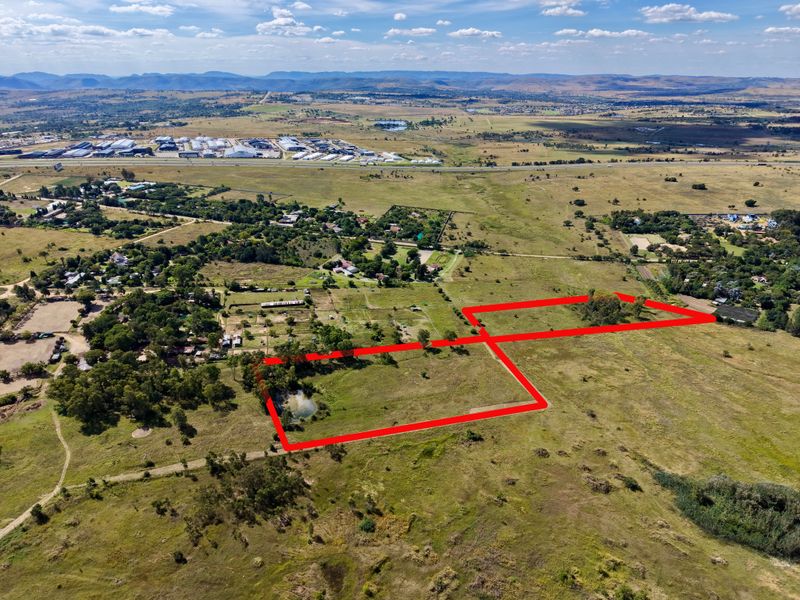 Priced to Sell – Vacant Land with Huge Potential - Photo 2