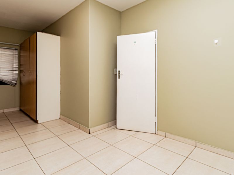 SECURE SOUGHT AFTER INVESTMENT - Photo 10