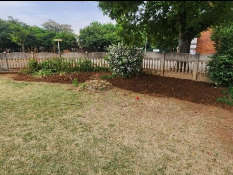 3 Bedroom House - Near High School for sale in Sasolburg - Photo 10