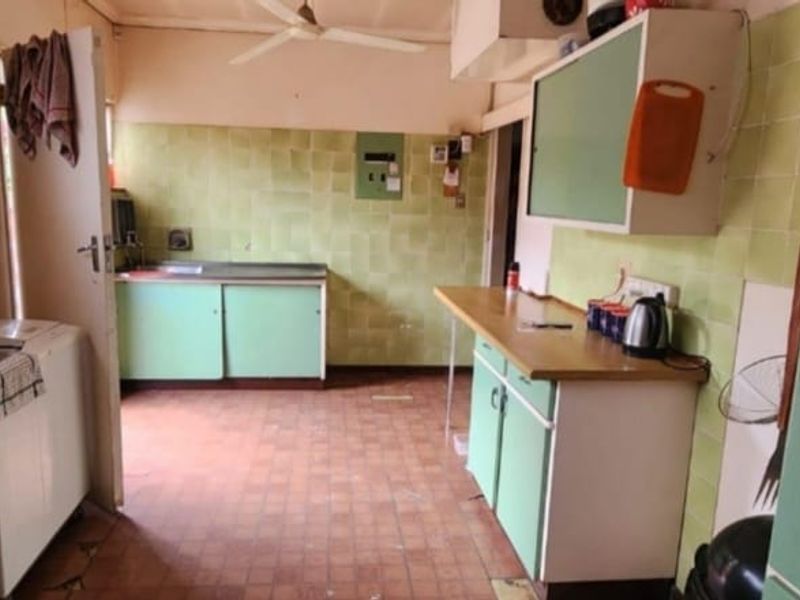 3 Bedroom House - Near High School for sale in Sasolburg - Photo 5