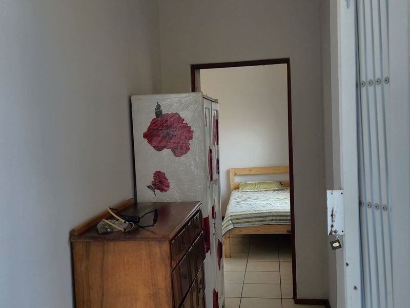 2 Bedroom Flat for Sale in Kleinmond - Photo 10