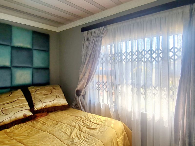 Charming 3 Bedroom house in Makhado Park, Louis Trichardt for Sale - Photo 10