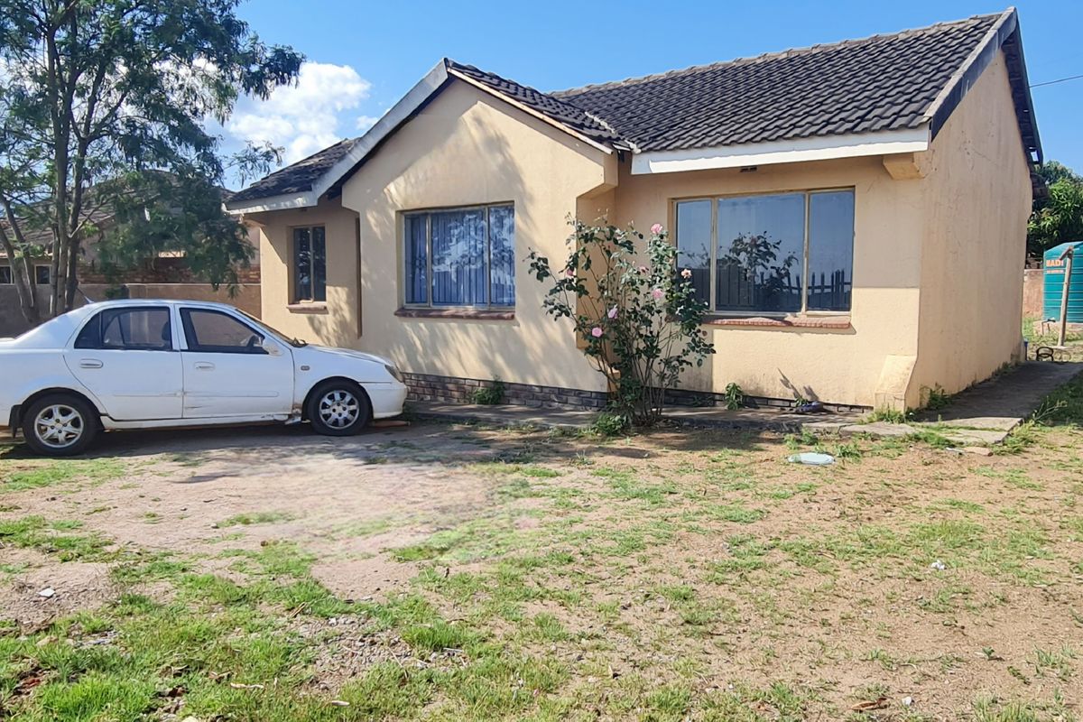 3 Bedroom house for Sale in Makhado Park, Louis Trichardt - Photo 3