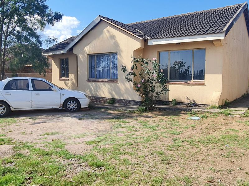 3 Bedroom house for Sale in Makhado Park, Louis Trichardt - Photo 3