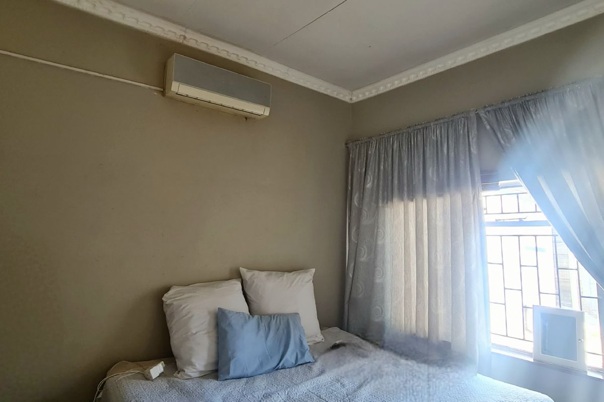 3 Bedroom house with investment rooms for sale in Louis Trichardt - Photo 5