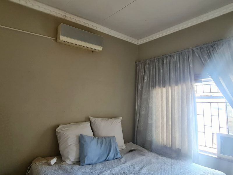 3 Bedroom house with investment rooms for sale in Louis Trichardt - Photo 5