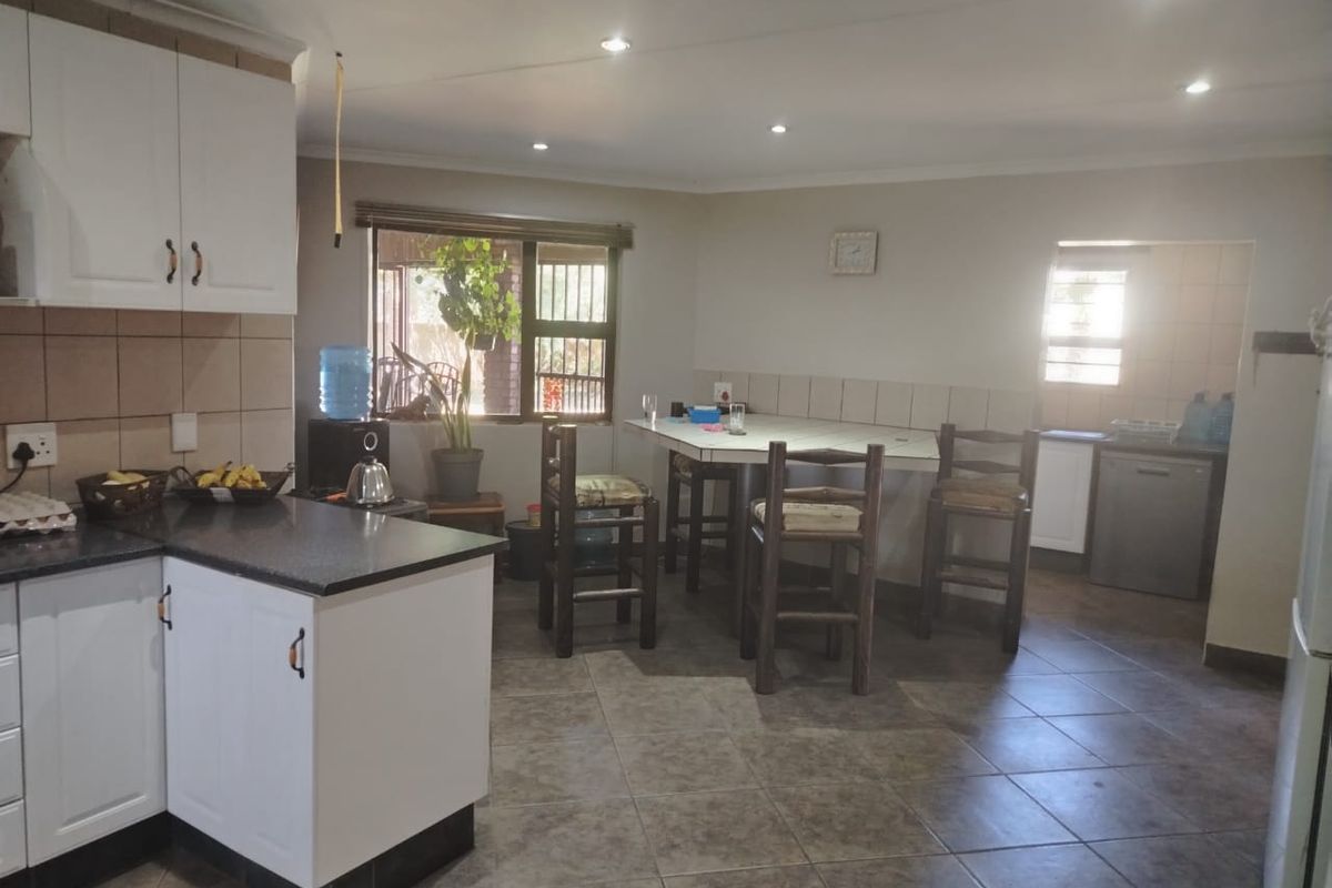 Huge plot and  home,  outbuildings, running business venue with income , endless options. BARGAIN. - Photo 5