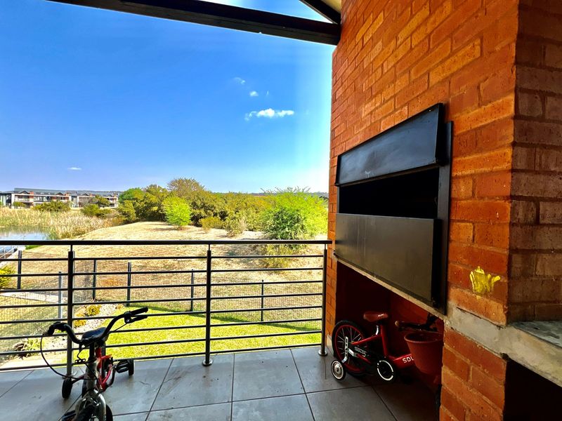 Apartment For Sale In Pretoria - Photo 2