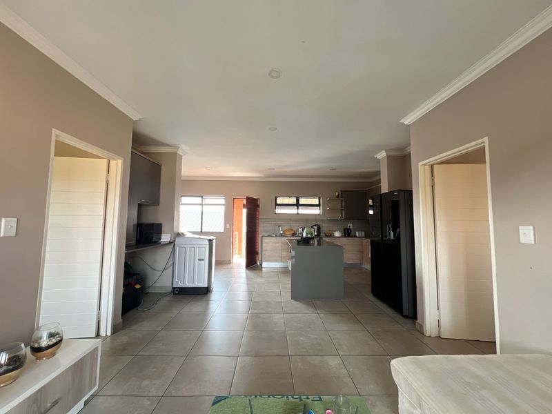 Apartment For Sale In Pretoria - Photo 10