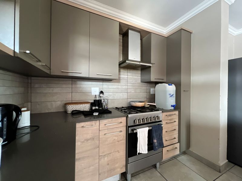 Apartment For Sale In Pretoria - Photo 5