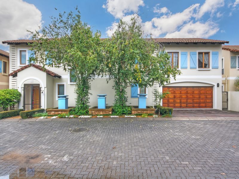 An Impeccable Family Home - Photo 2