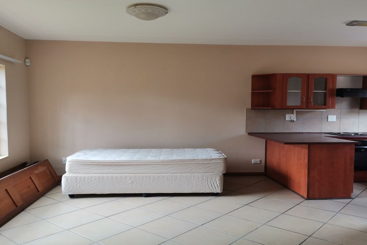 A Townhouse That Simply Works - Photo 3