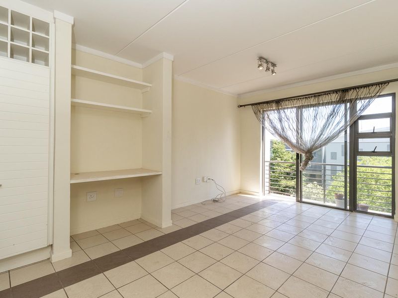 Modern, Light-Filled Apartment in The Paddocks, Dainfern - Photo 8