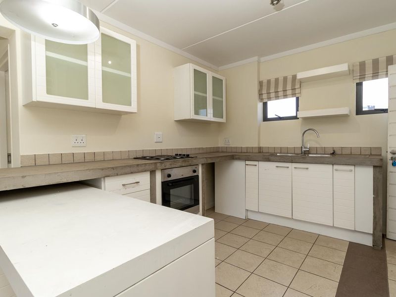 Modern, Light-Filled Apartment in The Paddocks, Dainfern - Photo 3