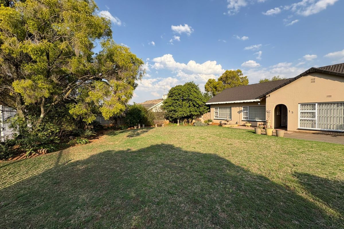 Modern Move In Dream Home - Photo 3