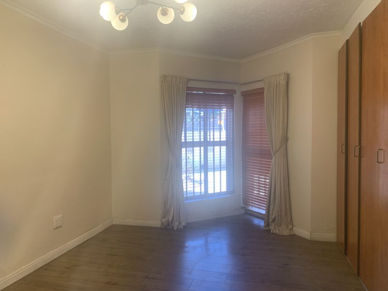 Stylish 2-Bedroom Home with Dual En-Suites  Millennium Village, Halfway Gardens - Photo 6