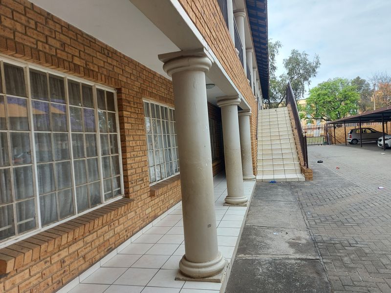 Ground Floor Apartment near CBD, Rustenburg in the market for sale - Photo 3