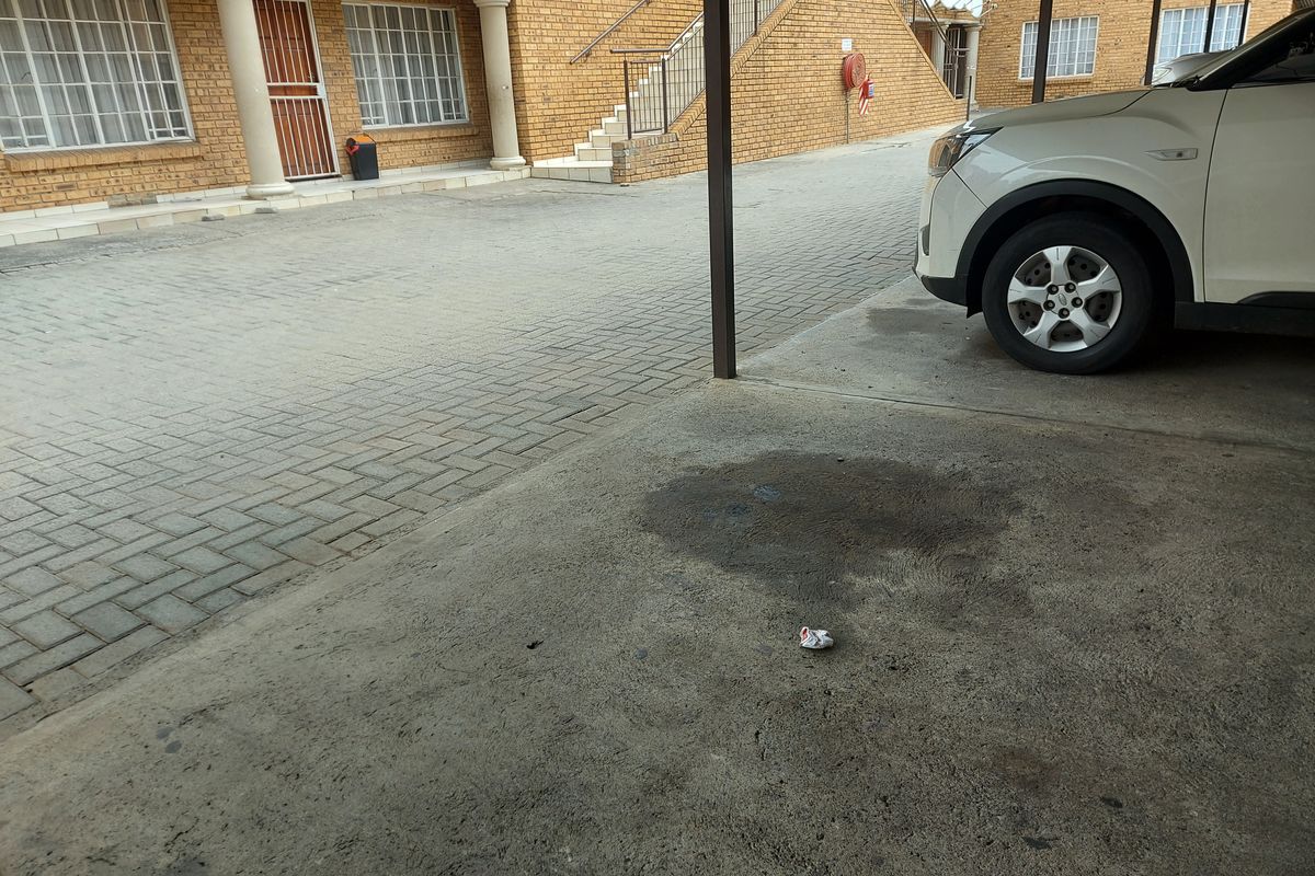 Ground Floor Apartment near CBD, Rustenburg in the market for sale - Photo 2