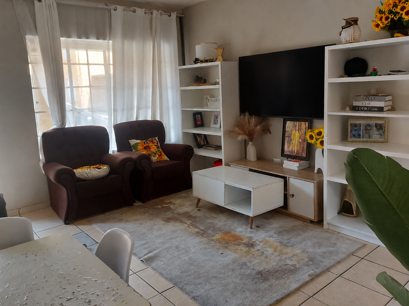 Excellent Value in Carli Hof! - Photo 1