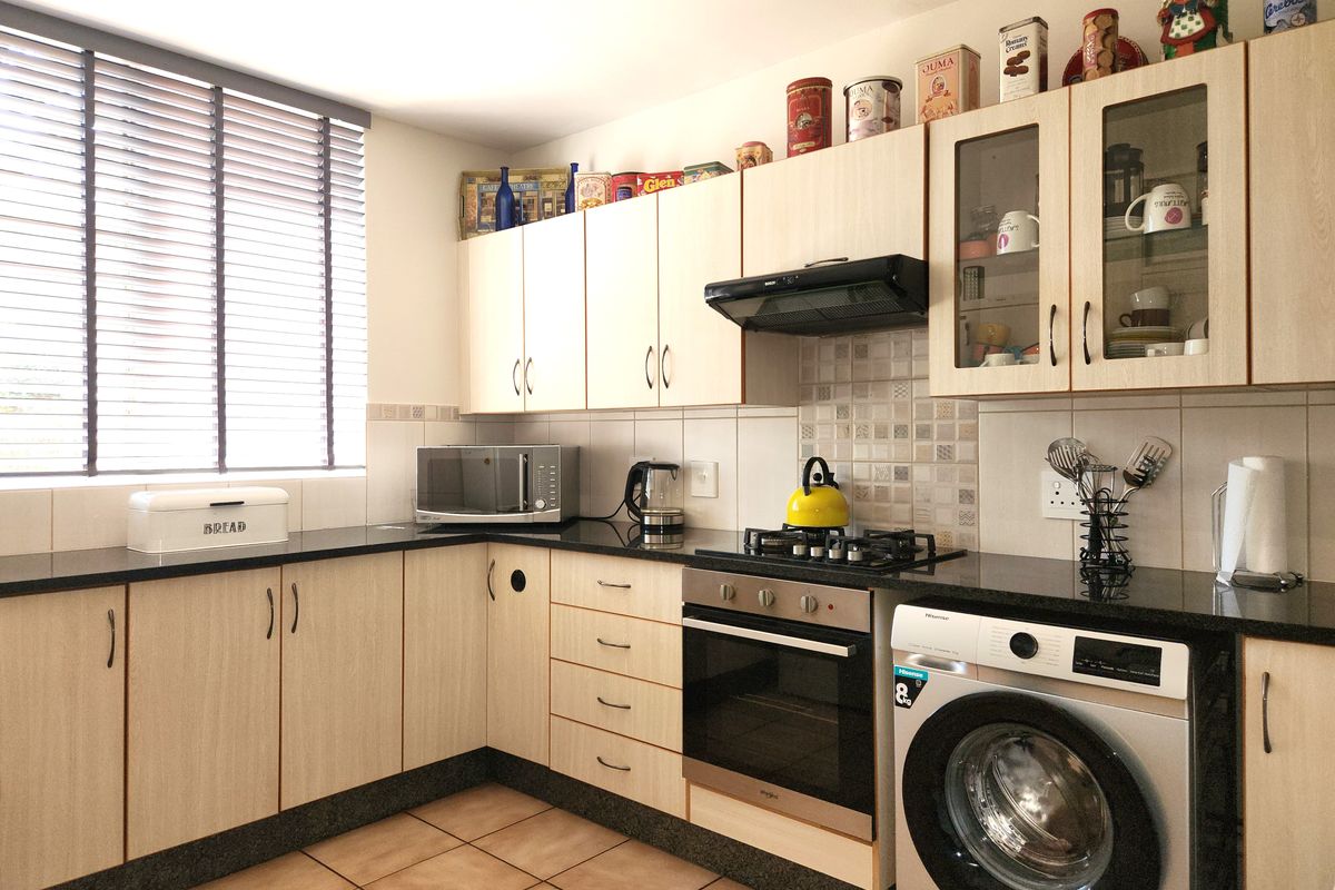 Calling All Investors!!!  Tenant & Good Rental Income In Place! - Photo 3
